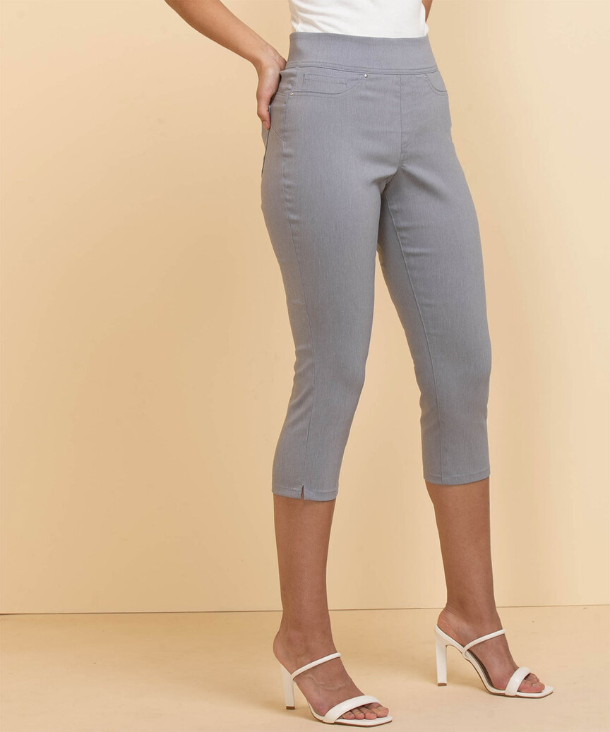 827 Gray Capri Pants Stock Photos, High-Res Pictures, and Images - Getty  Images