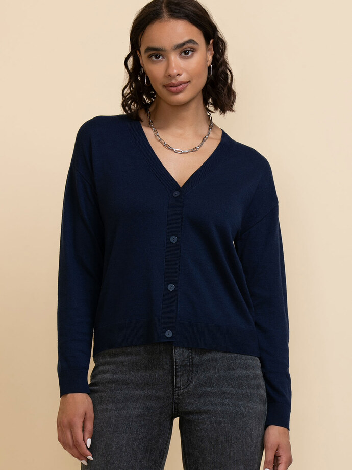 Button-Up Cashmere-Blend Cardigan Sweater Image 4