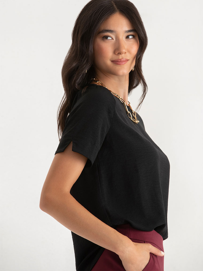 Shailene Textured Short Sleeve Blouse with Key-Hole Back